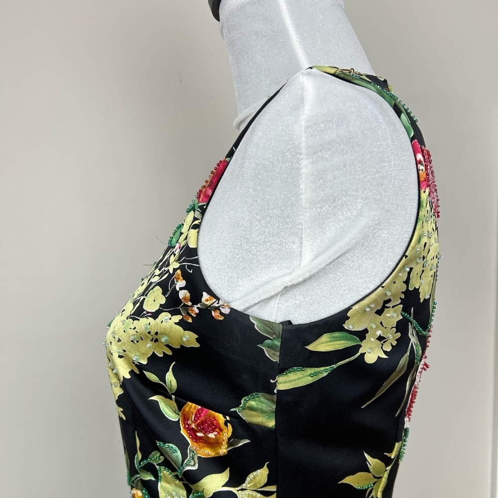 KAY UNGER Silk Sleeveless Beaded Embellished Black Floral Top - Picture 7 of 10